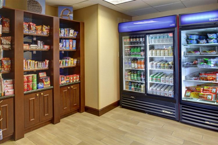 Hampton Inn & Suites Tampa/Ybor City/Downtown , FL 33605 near Tampa Cruise Port View Point 8