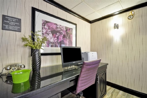 Hampton Inn Kansas City - Airport , MO 64153 near Kansas City International Airport View Point 14