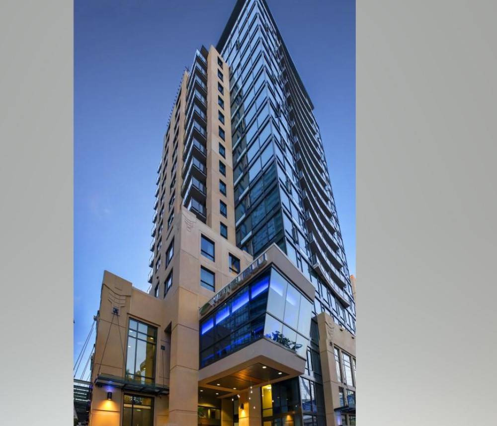 Hotel Blu Vancouver